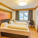 Pehab - Dachstein Rooftop-spa 4* ラムサウ・アム・ダッハシュタイン