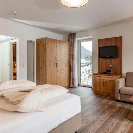 Aktivhotel Pehab - Dachstein Rooftop-spa ホテル