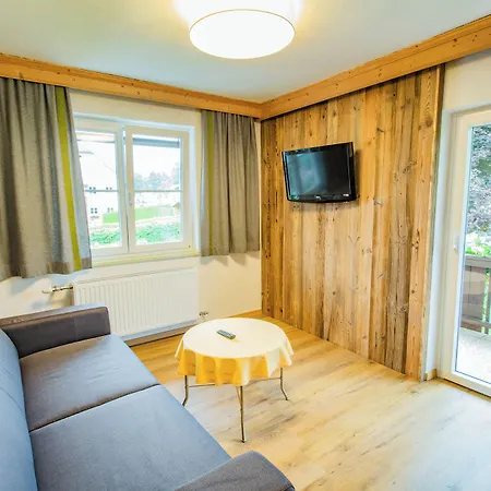 Aktivhotel Pehab - Dachstein Rooftop-spa ホテル ラムサウ・アム・ダッハシュタイン