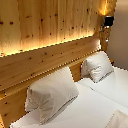 Pehab - Rooftop-spa 4*