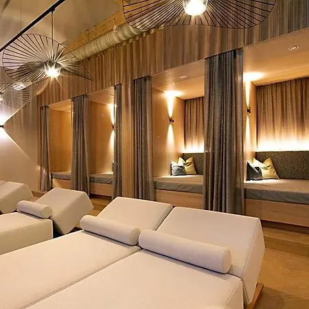 Hotel Pehab - Rooftop-spa Ramsau am Dachstein