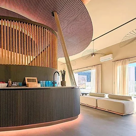 Pehab - Rooftop-spa 4*